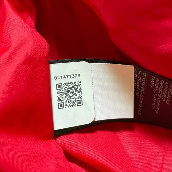 The North Face Men’s Nordic Bomber 700 Down Puffer Jacket In Red - Picture 7 of 8